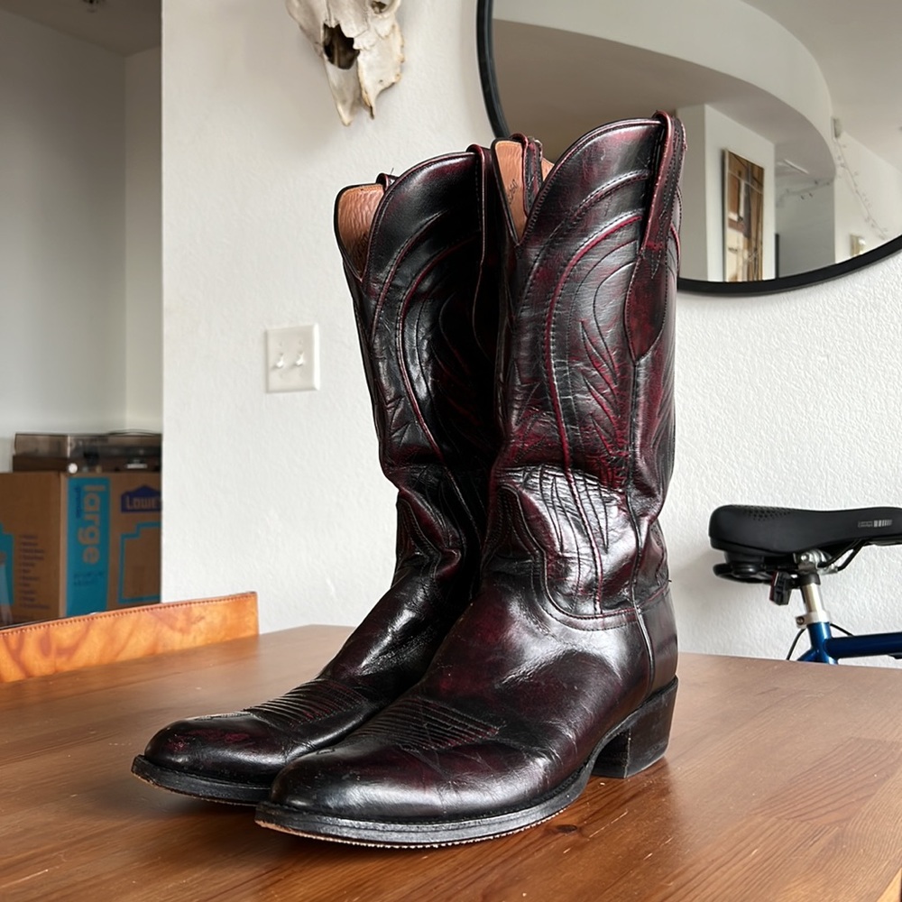 Vintage Luchesse cherry black men’s cowboy boots narrow